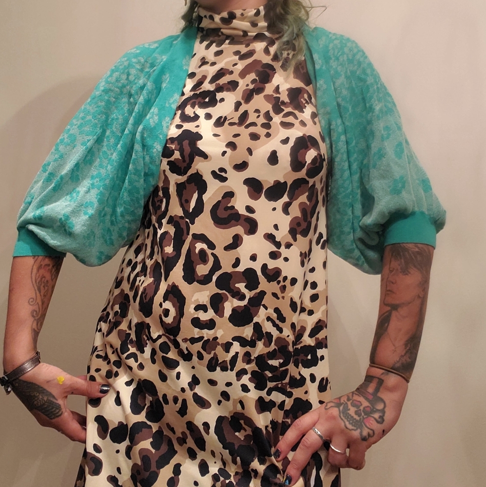 CLEAROUT PRICE! Moth Boho Floral Bolero Shrug **S